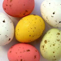 Украшение шоколадное "Перепелиные яйца" Микс 100 г K071049